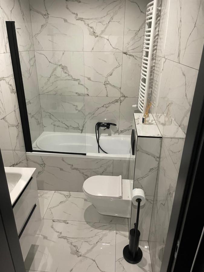 Smart Central Stay 2, Rynek, Sienkiewicza 24-Hour Check-In Zameldowanie Calodobowe Kielce Esterno foto